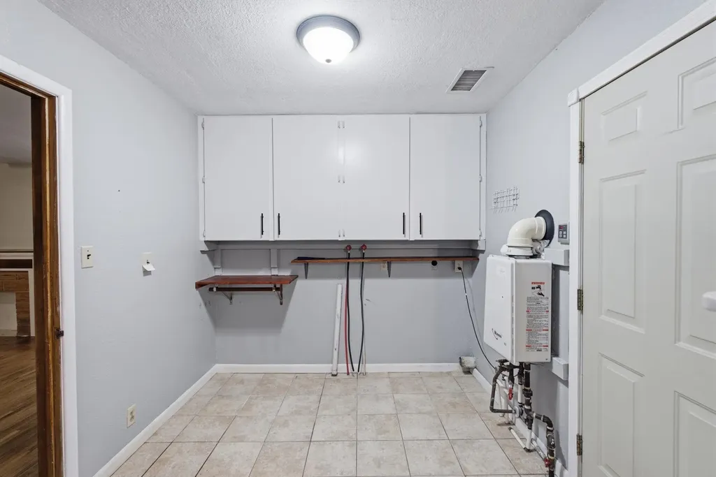 420 S Mccomas Wichita KS 67213