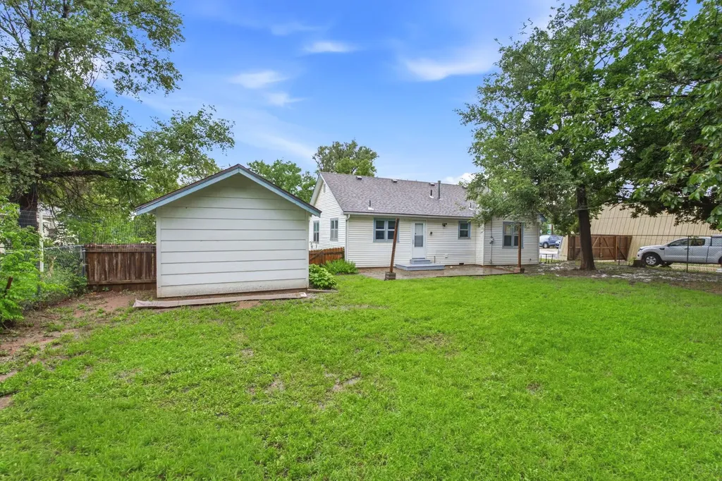 420 S Mccomas Wichita KS 67213