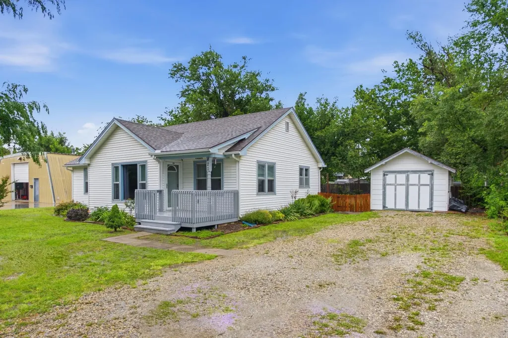 420 S Mccomas Wichita KS 67213