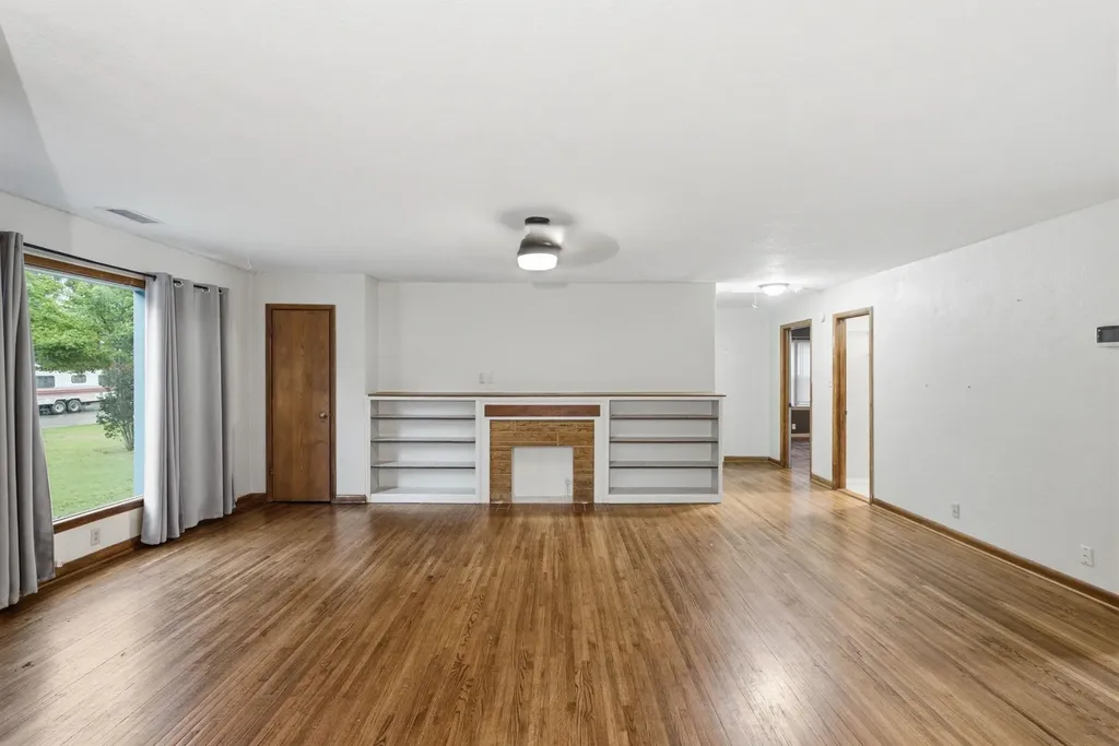 420 S Mccomas Wichita KS 67213