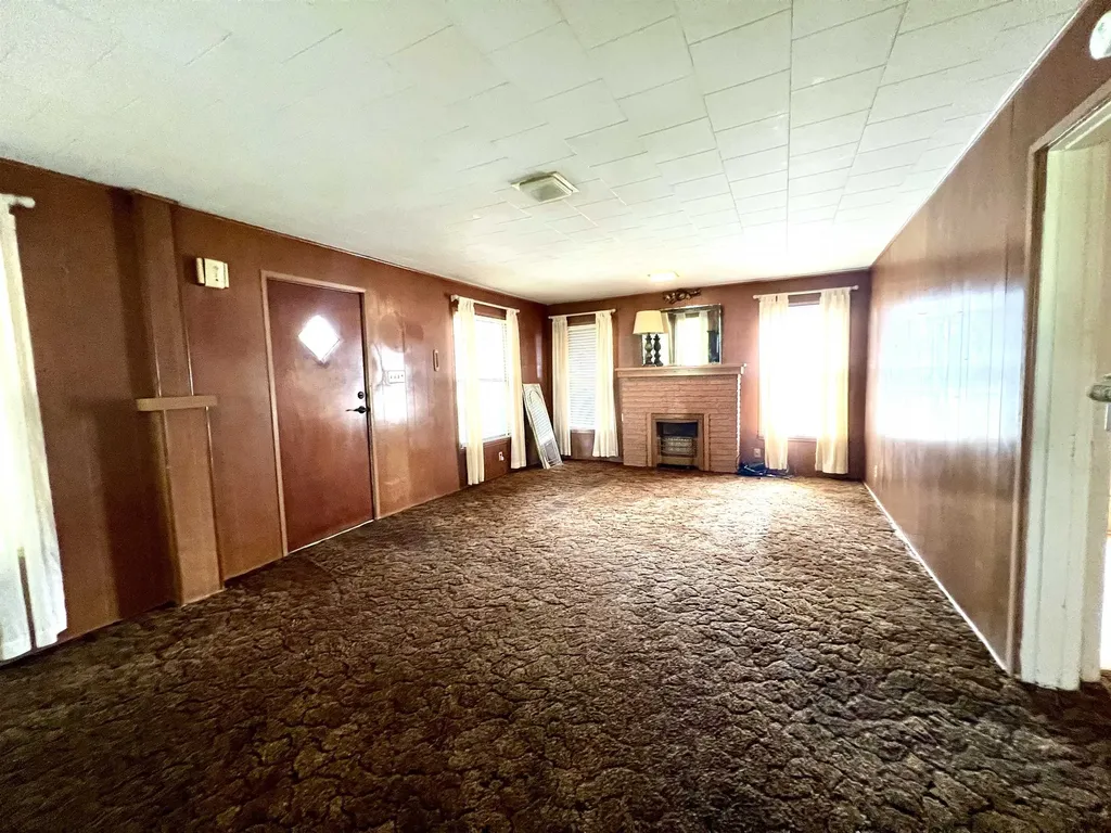 211 W Linden Arkansas City KS 67005