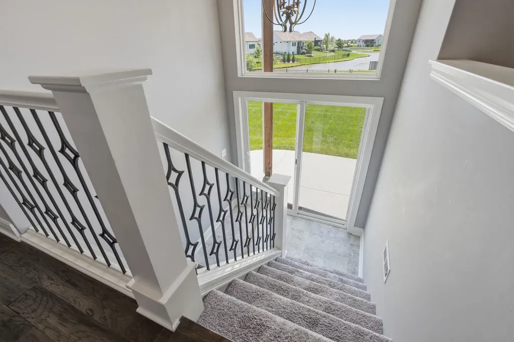 1021 W Ledgestone Andover KS 67002