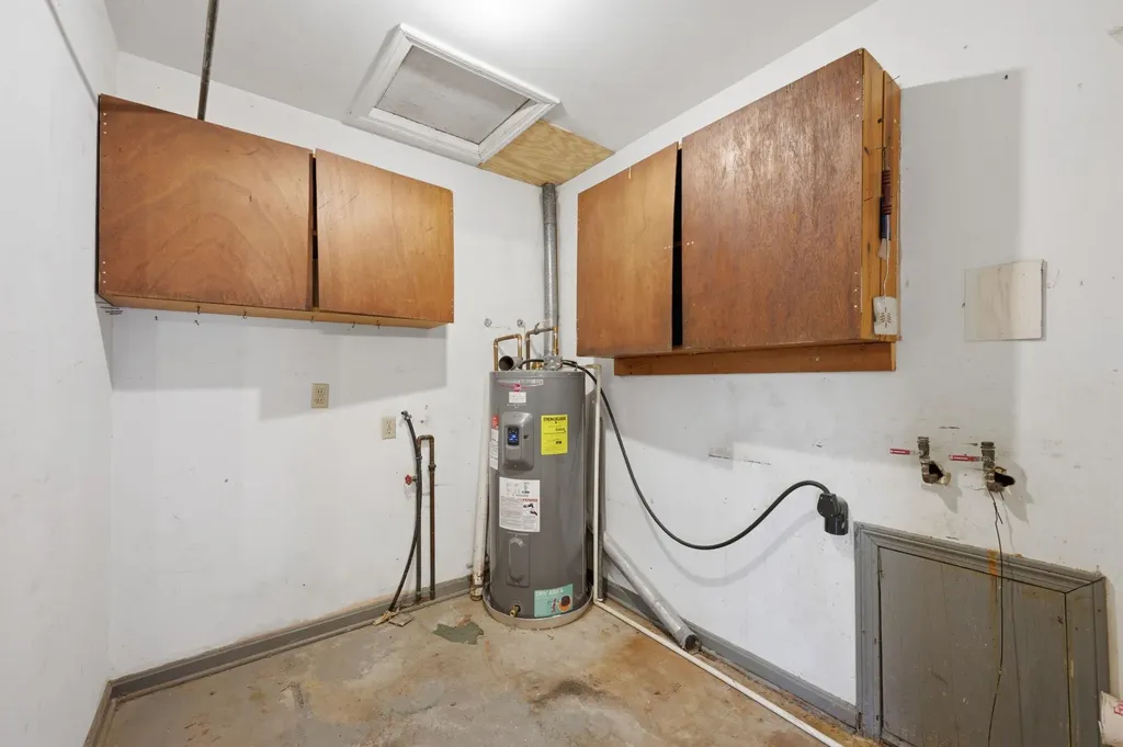 1312 W Regal Wichita KS 67217