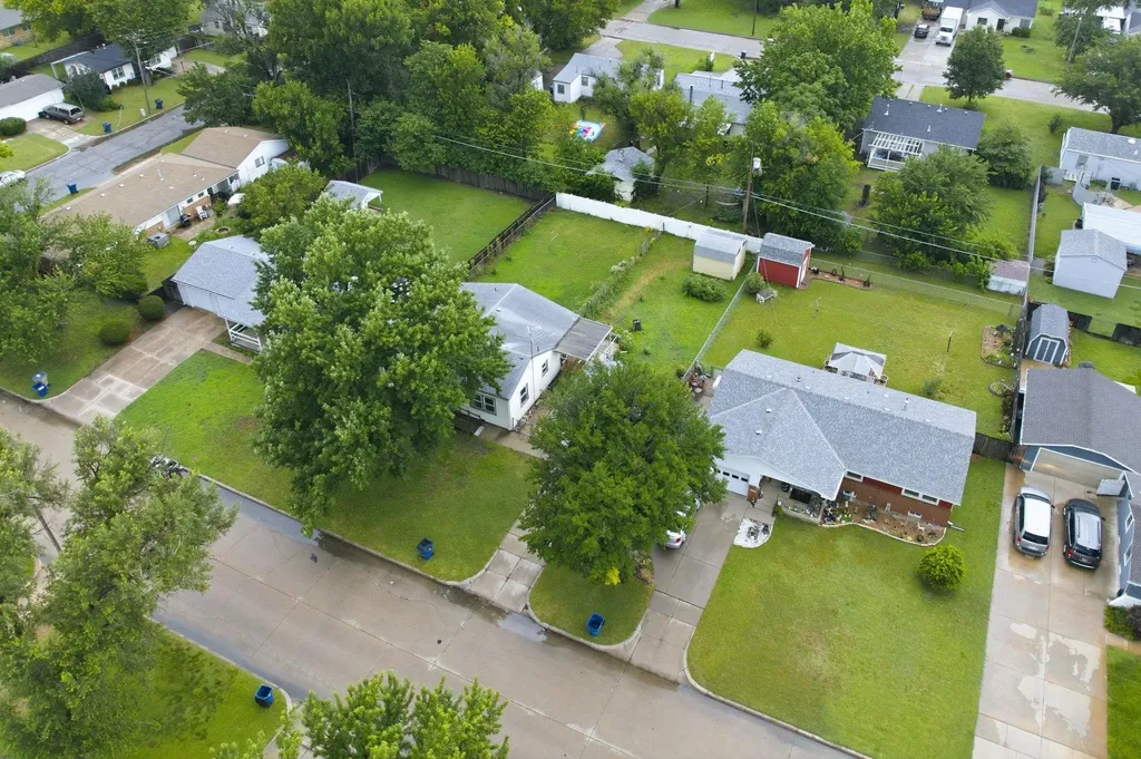 1312 W Regal Wichita KS 67217