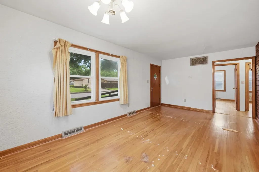 1312 W Regal Wichita KS 67217