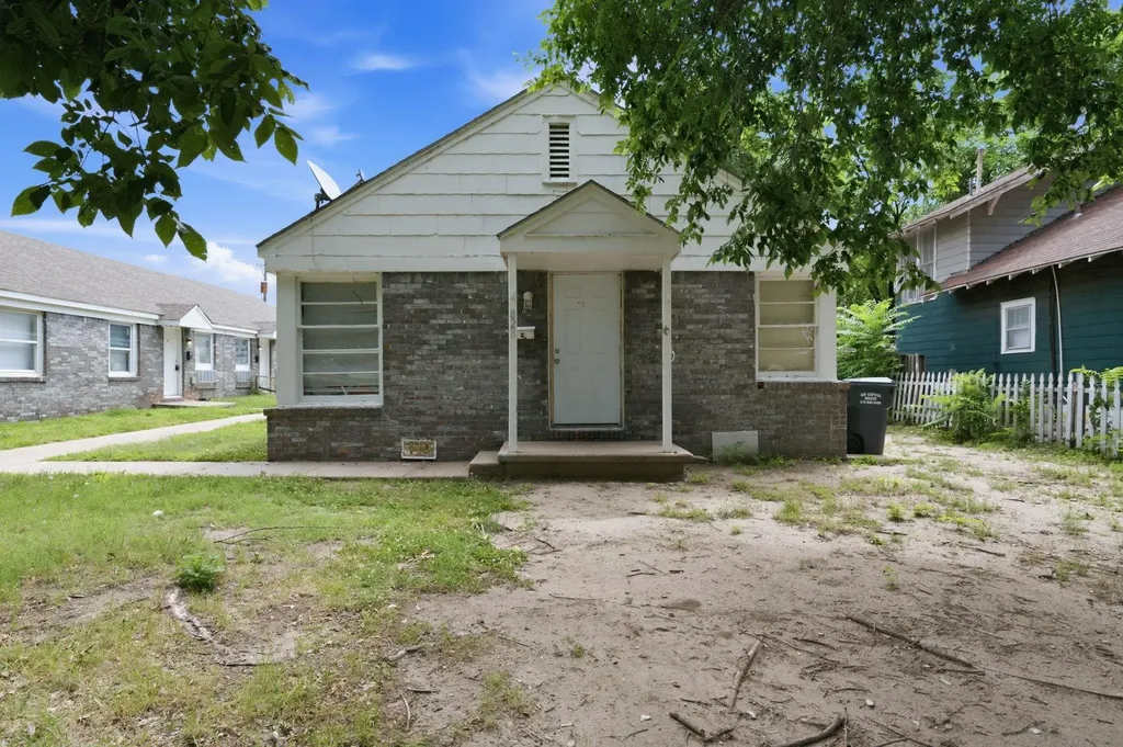 828 S Water Street Wichita KS 67213