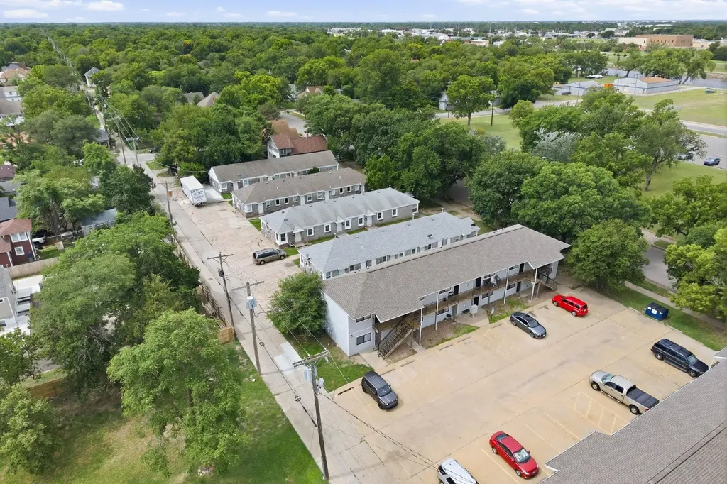 828 S Water Street Wichita KS 67213