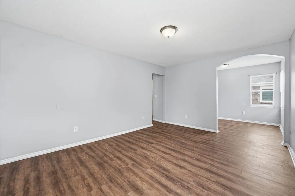 828 S Water Street Wichita KS 67213
