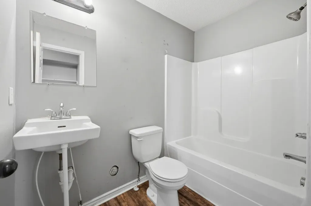 824 S Water Street Wichita KS 67213