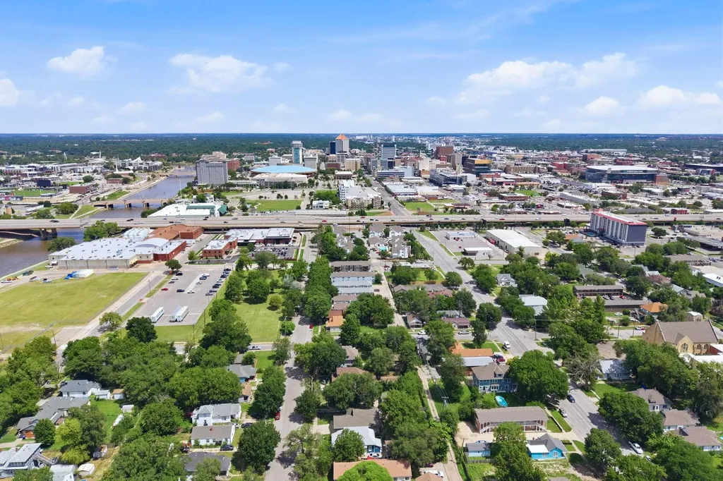 824 S Water Street Wichita KS 67213