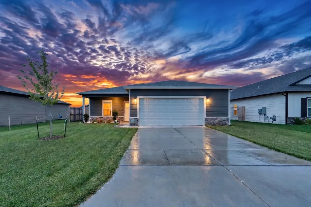 11709 W Scarlett Court Maize KS 67101