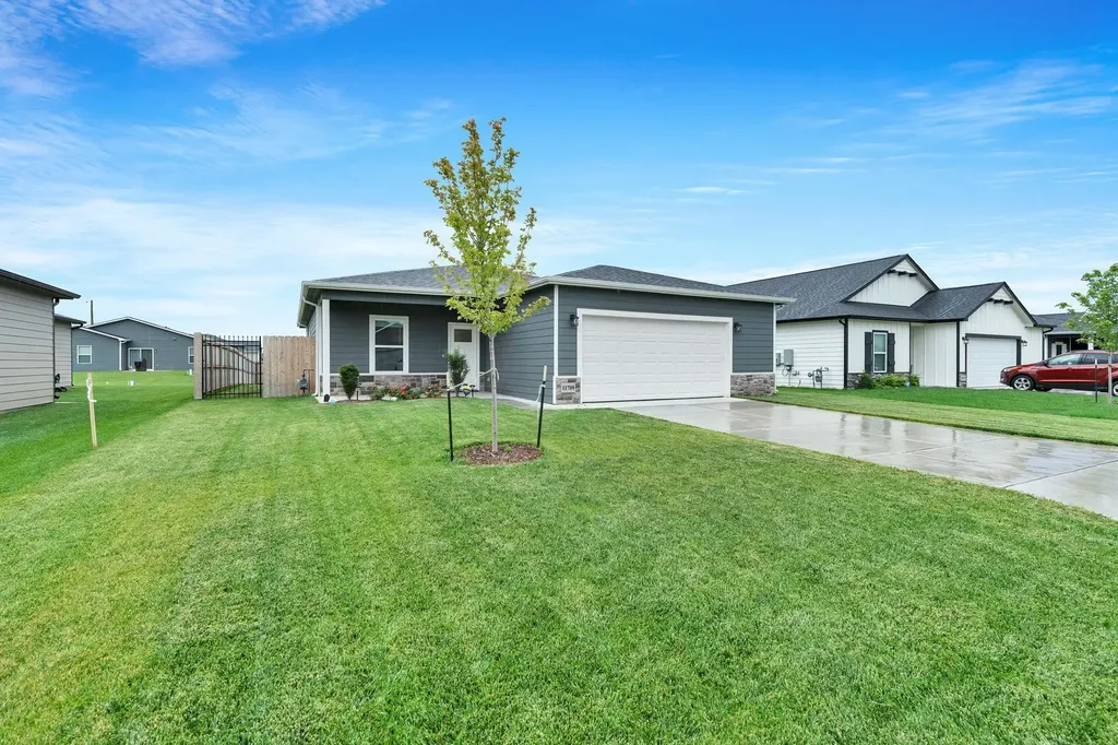 11709 W Scarlett Court Maize KS 67101