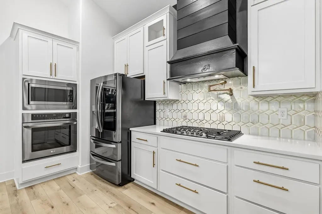 4821 N Peregrine Street Wichita KS 67219