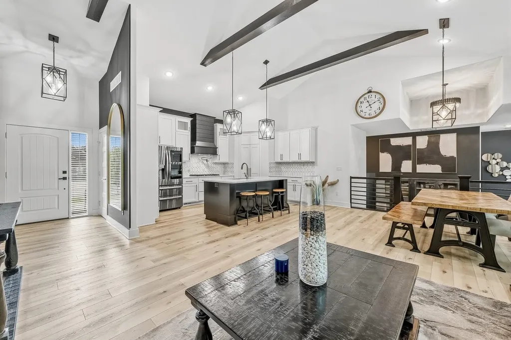 4821 N Peregrine Street Wichita KS 67219