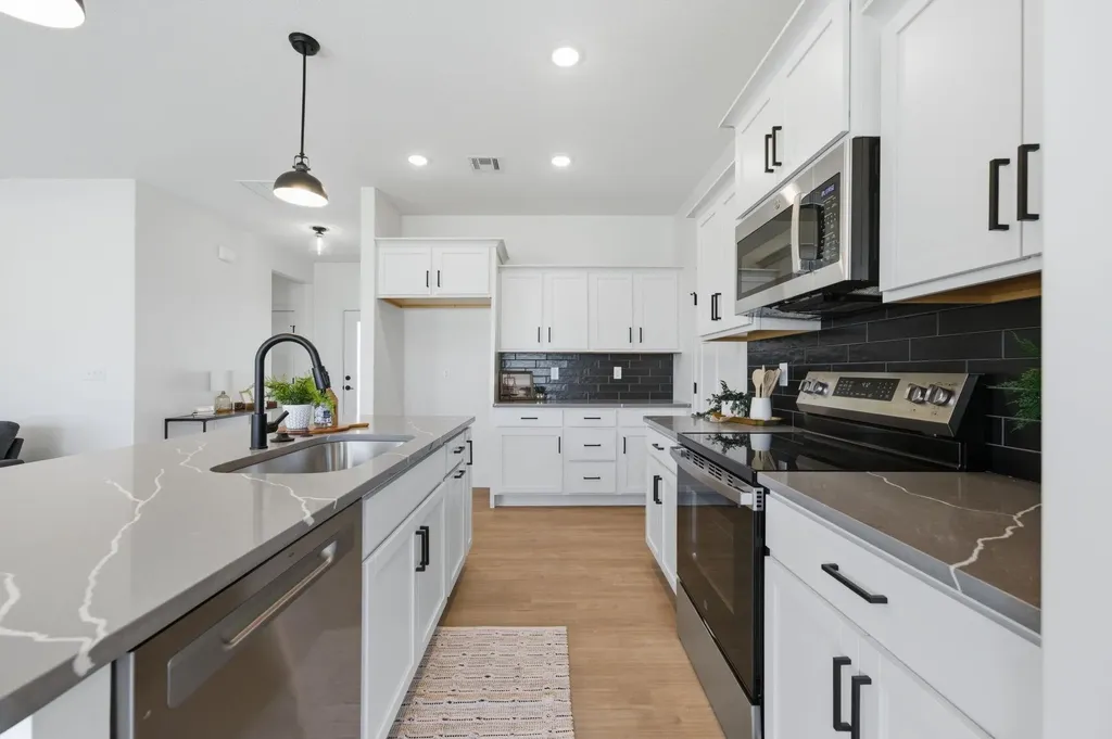 520 E Elmwood Street Park City KS 67147-1124