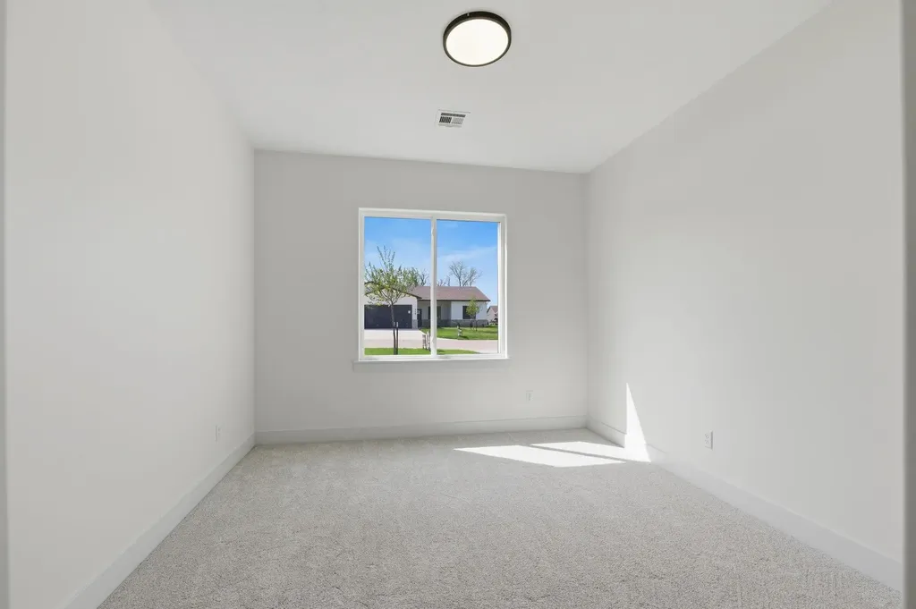 520 E Elmwood Street Park City KS 67147-1124