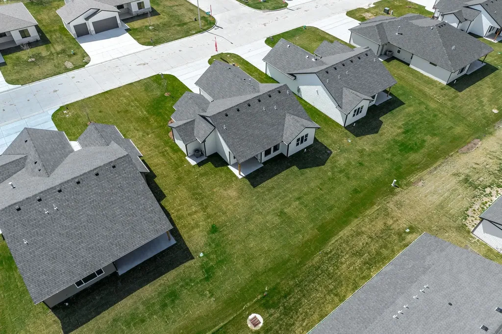 520 E Elmwood Street Park City KS 67147-1124