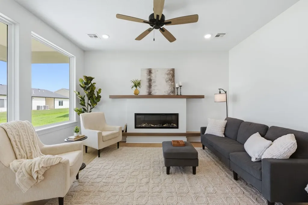 520 E Elmwood Street Park City KS 67147-1124
