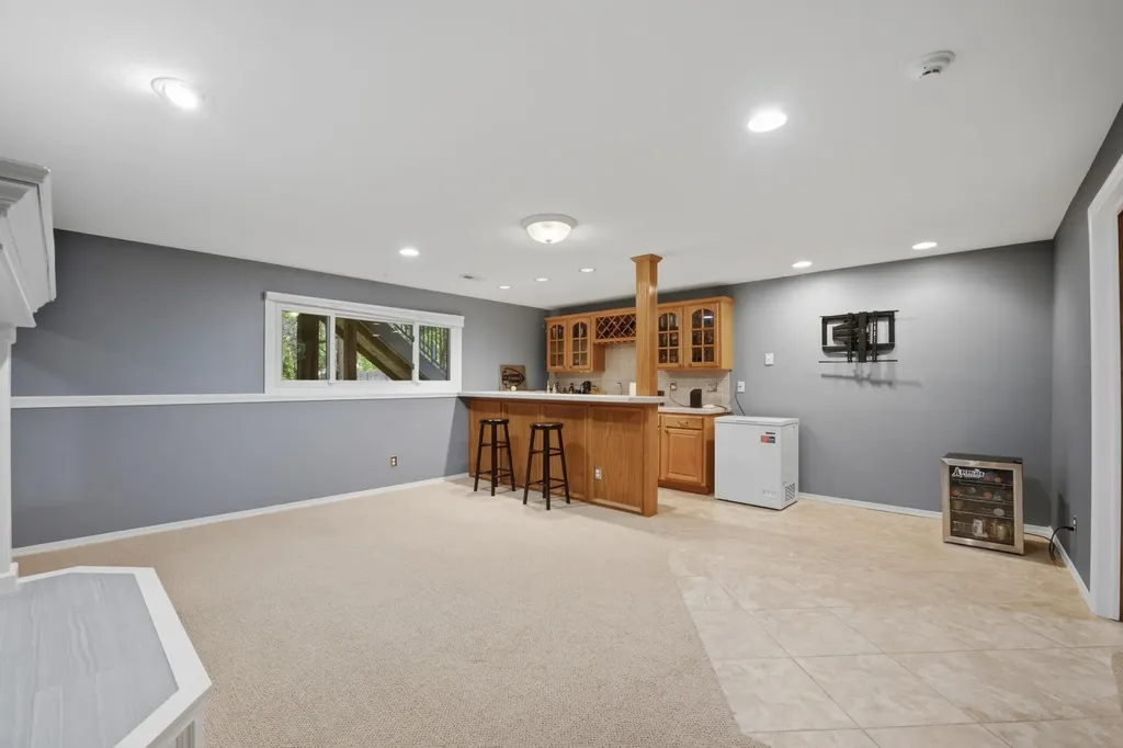 1362 N Hickory Creek Wichita KS 67235