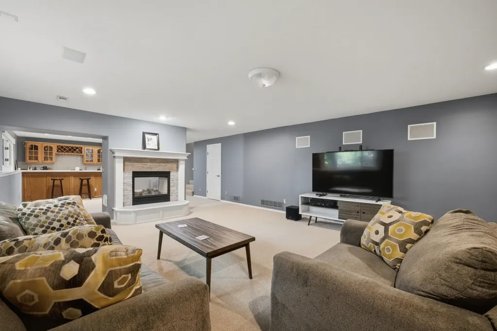 1362 N Hickory Creek Wichita KS 67235