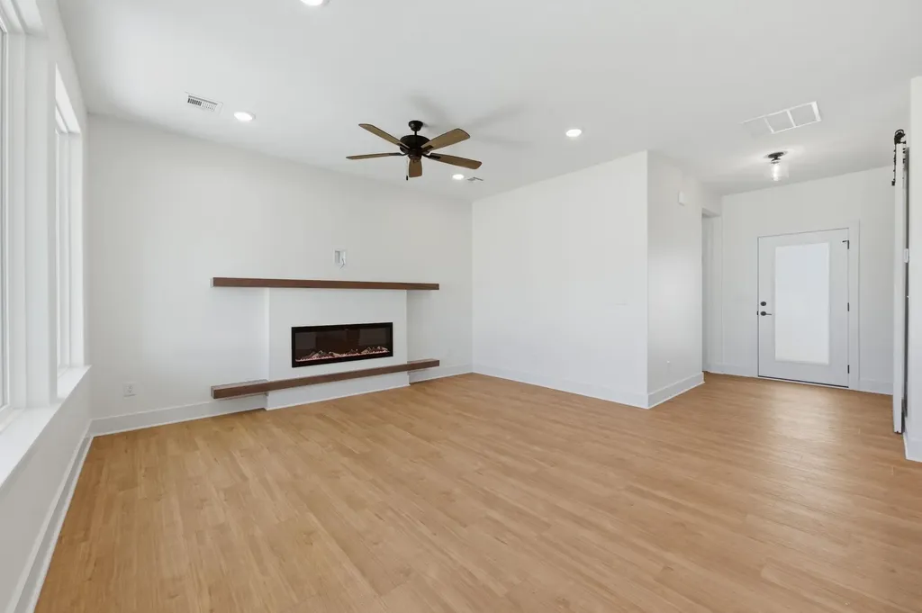 514 E Elmwood Street Park City KS 67147-1124