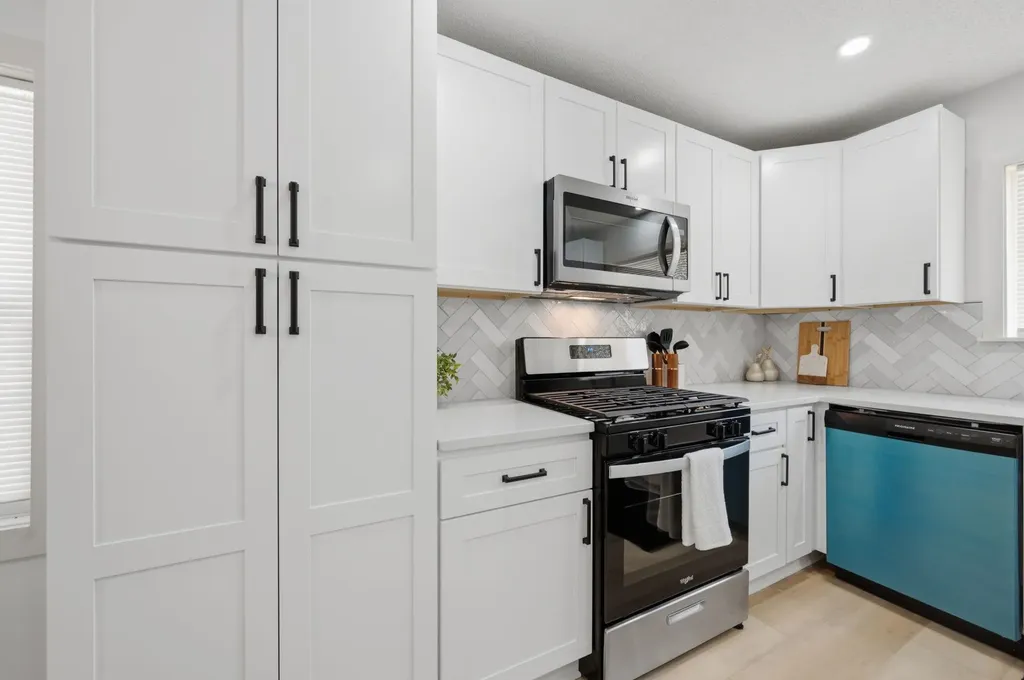 2343 S Crest Street Wichita KS 67207