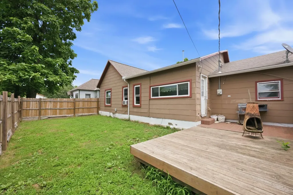 611 N St Nicholas Eureka KS 67045