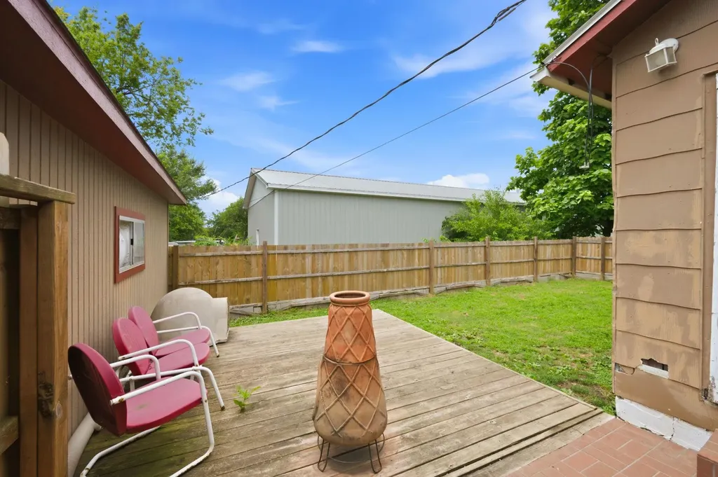 611 N St Nicholas Eureka KS 67045