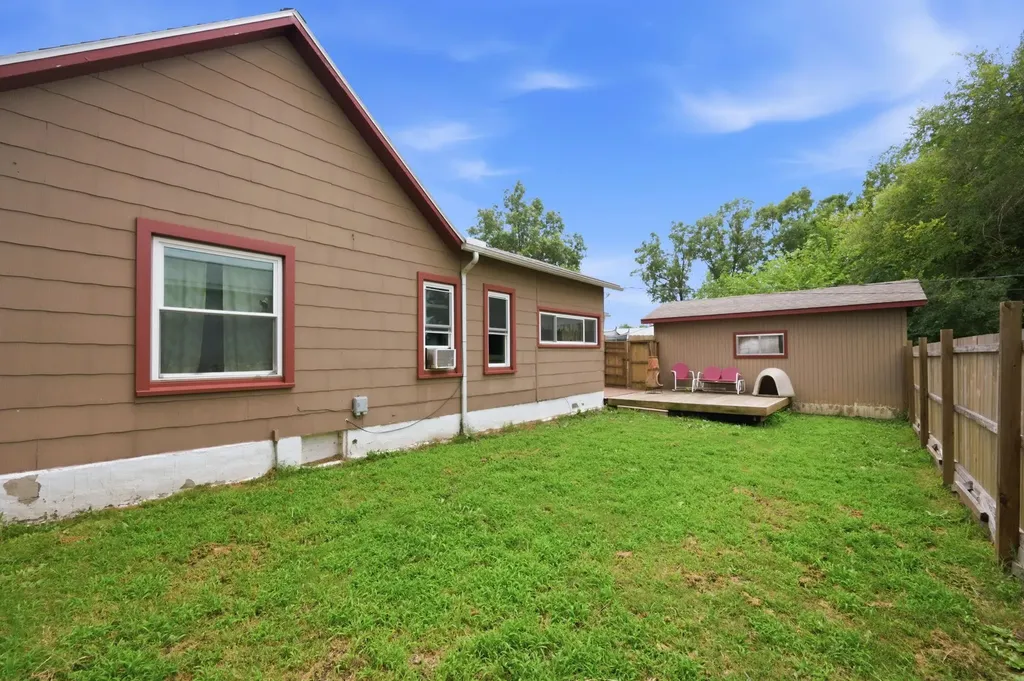611 N St Nicholas Eureka KS 67045