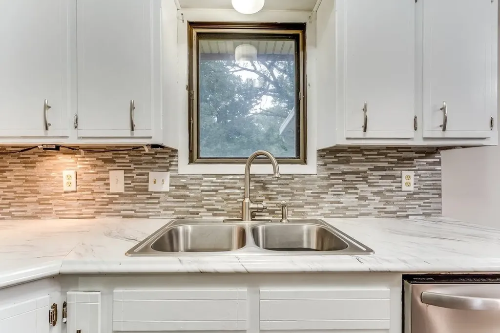 2513 N Bleckley Drive Wichita KS 67220-3019