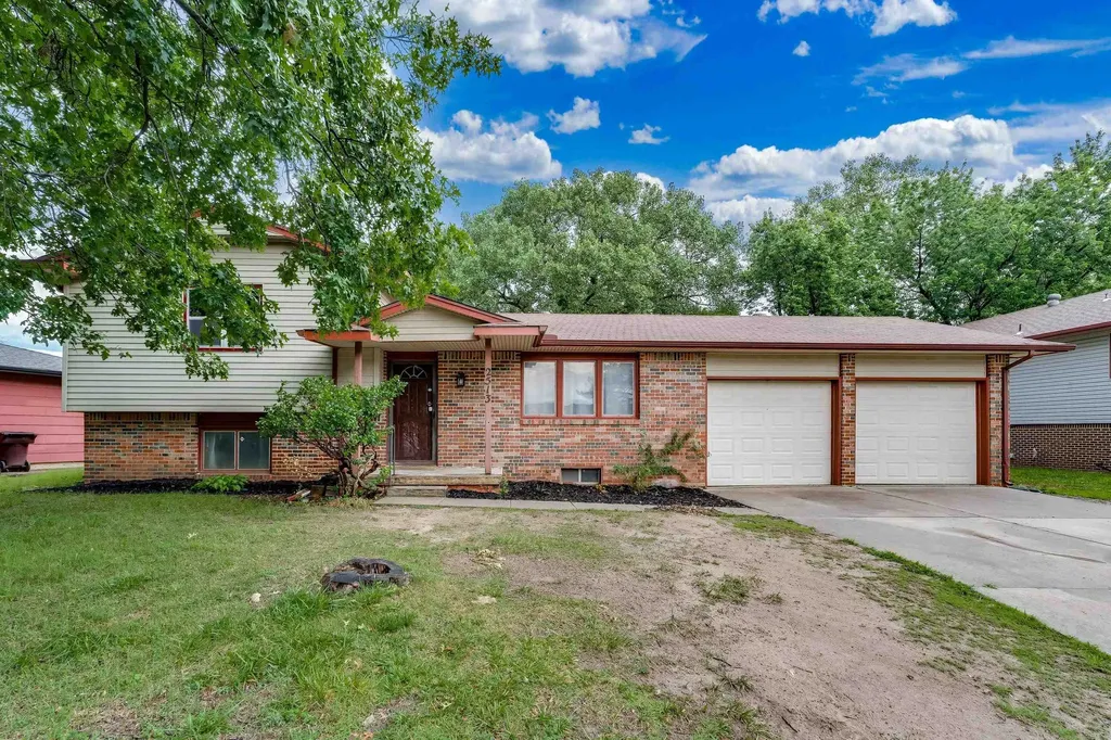 2513 N Bleckley Drive Wichita KS 67220-3019