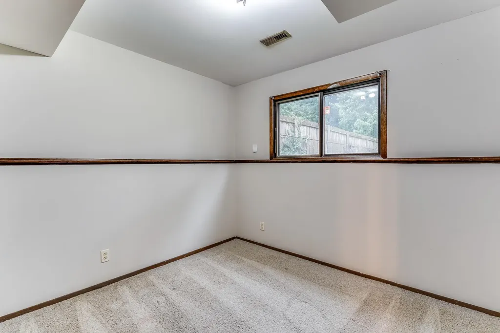 2513 N Bleckley Drive Wichita KS 67220-3019