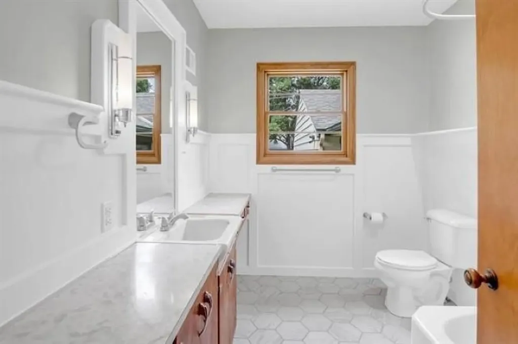 719 N Grandview Street Newton KS 67114