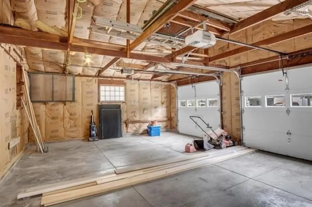 719 N Grandview Street Newton KS 67114