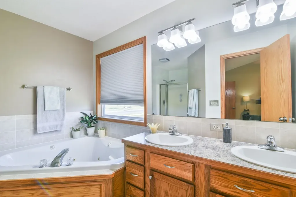 131 N Chisholm Trail Clearwater KS 67026