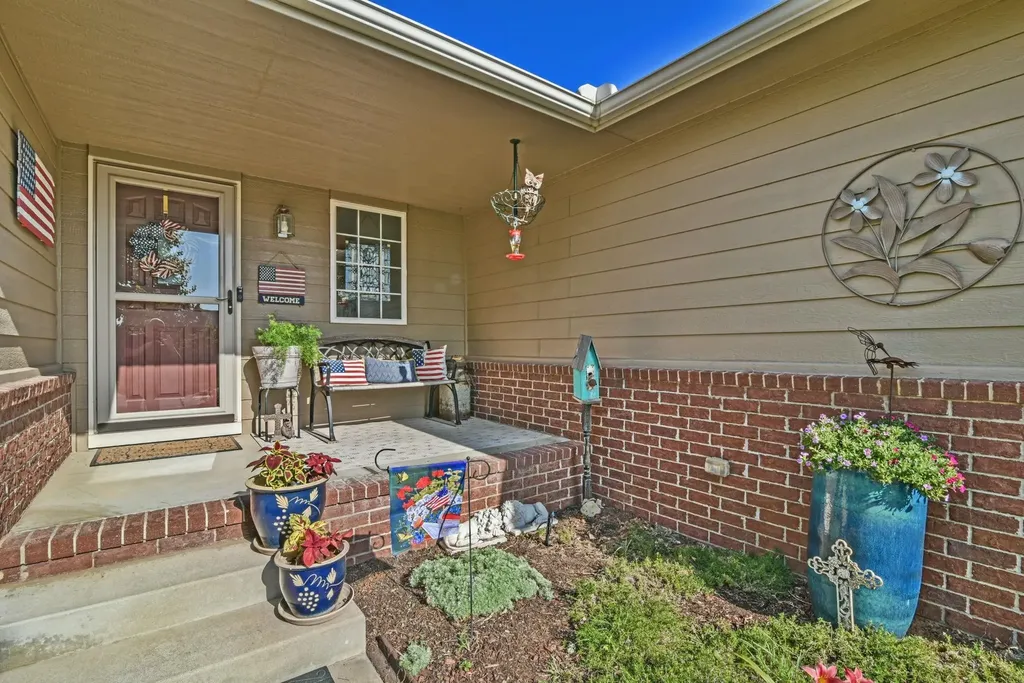 131 N Chisholm Trail Clearwater KS 67026