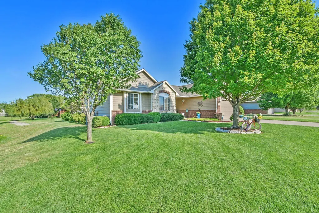 131 N Chisholm Trail Clearwater KS 67026