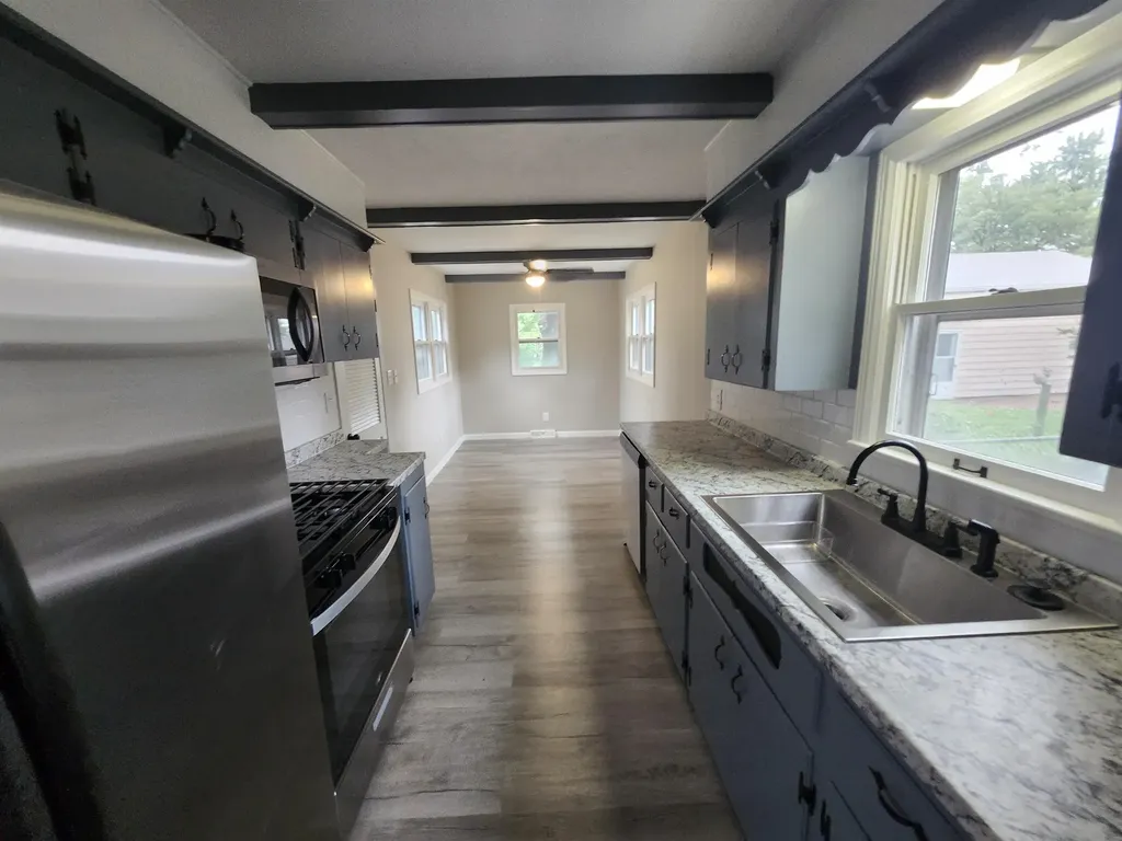 2109 S Ellis Street Wichita KS 67211