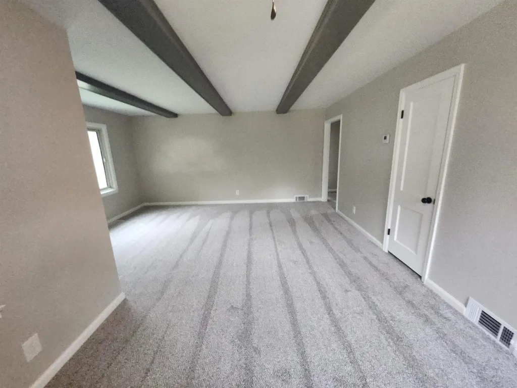 2109 S Ellis Street Wichita KS 67211