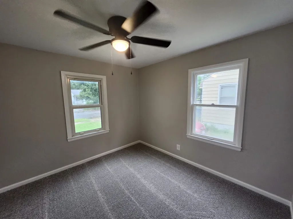 2109 S Ellis Street Wichita KS 67211