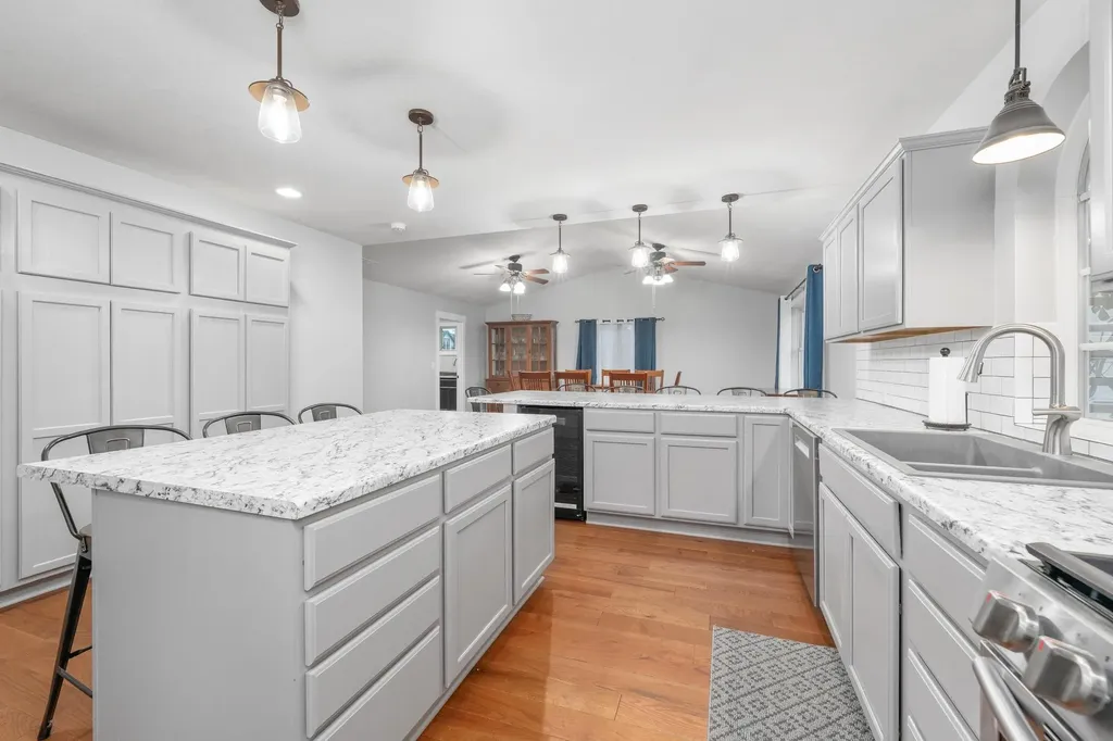 1176 E 120th Avenue N Belle Plaine KS 67013