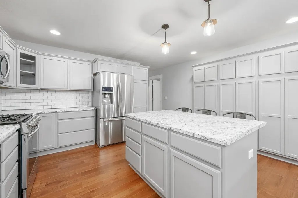 1176 E 120th Avenue N Belle Plaine KS 67013
