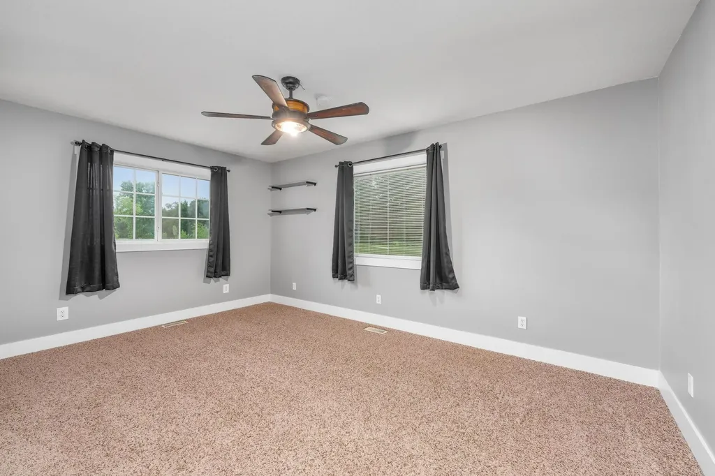 1176 E 120th Avenue N Belle Plaine KS 67013