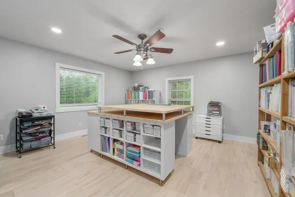1176 E 120th Avenue N Belle Plaine KS 67013