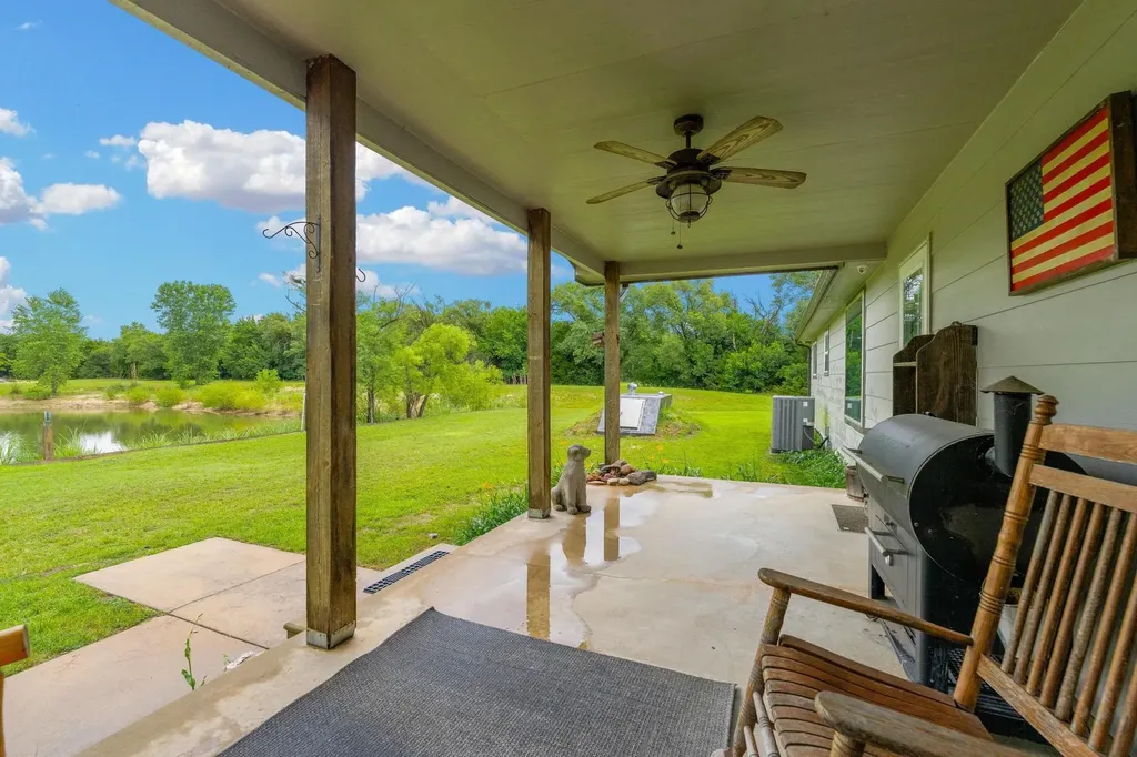 1176 E 120th Avenue N Belle Plaine KS 67013