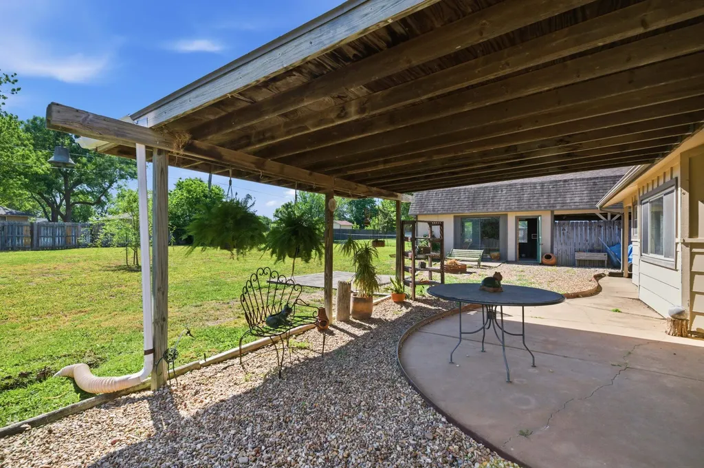 504 N Ridge Way Road Rose Hill KS 67133