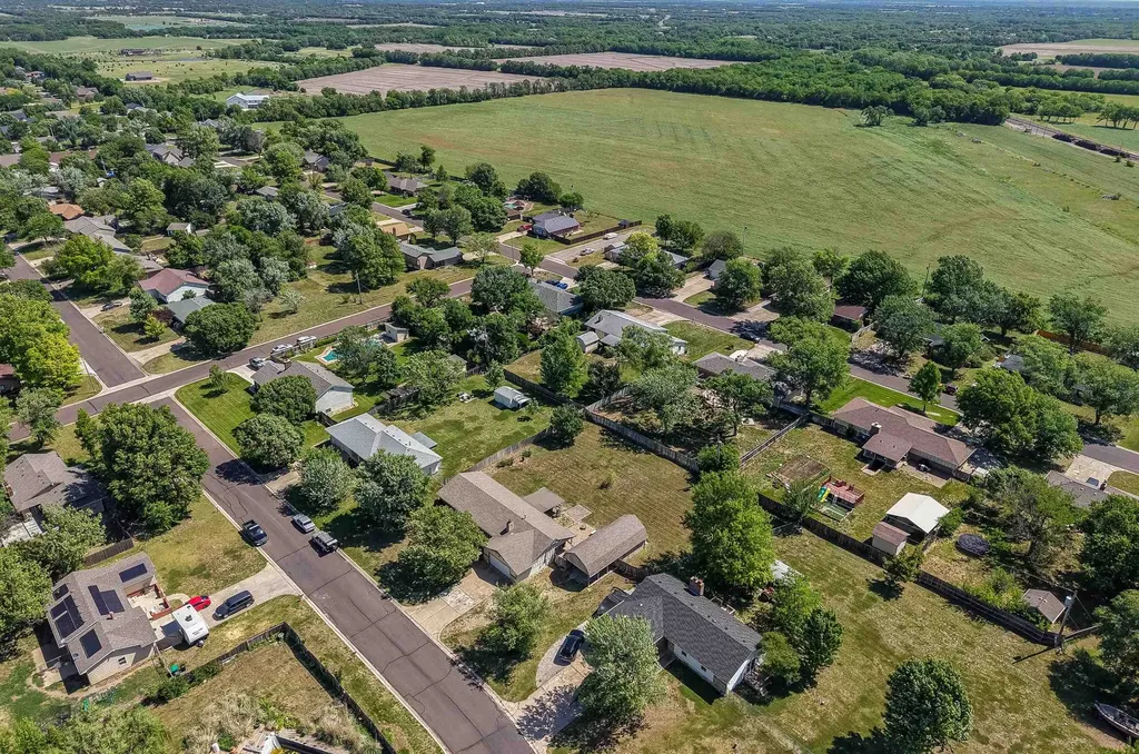 504 N Ridge Way Road Rose Hill KS 67133