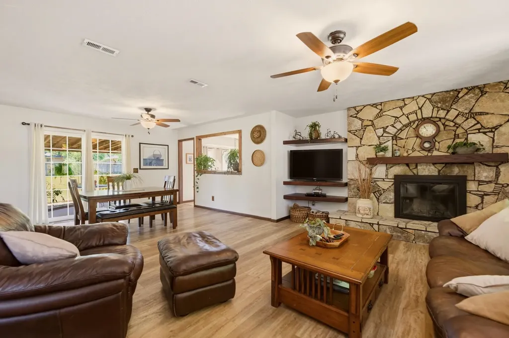 504 N Ridge Way Road Rose Hill KS 67133