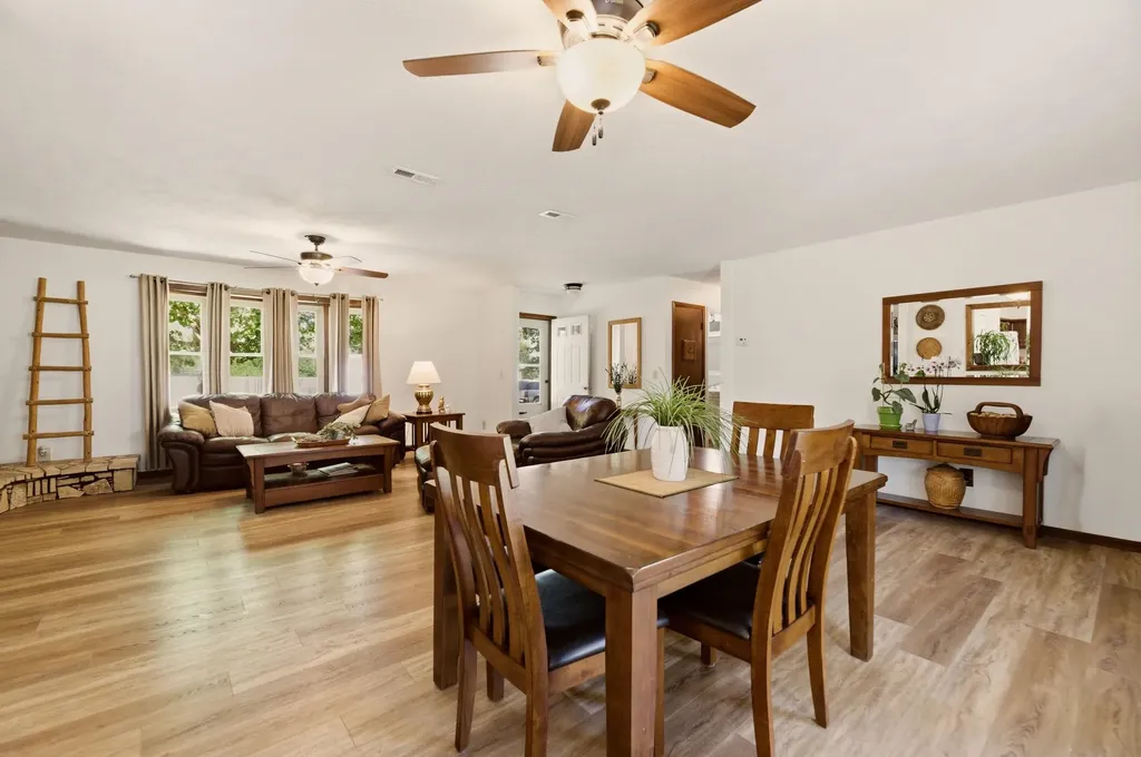 504 N Ridge Way Road Rose Hill KS 67133