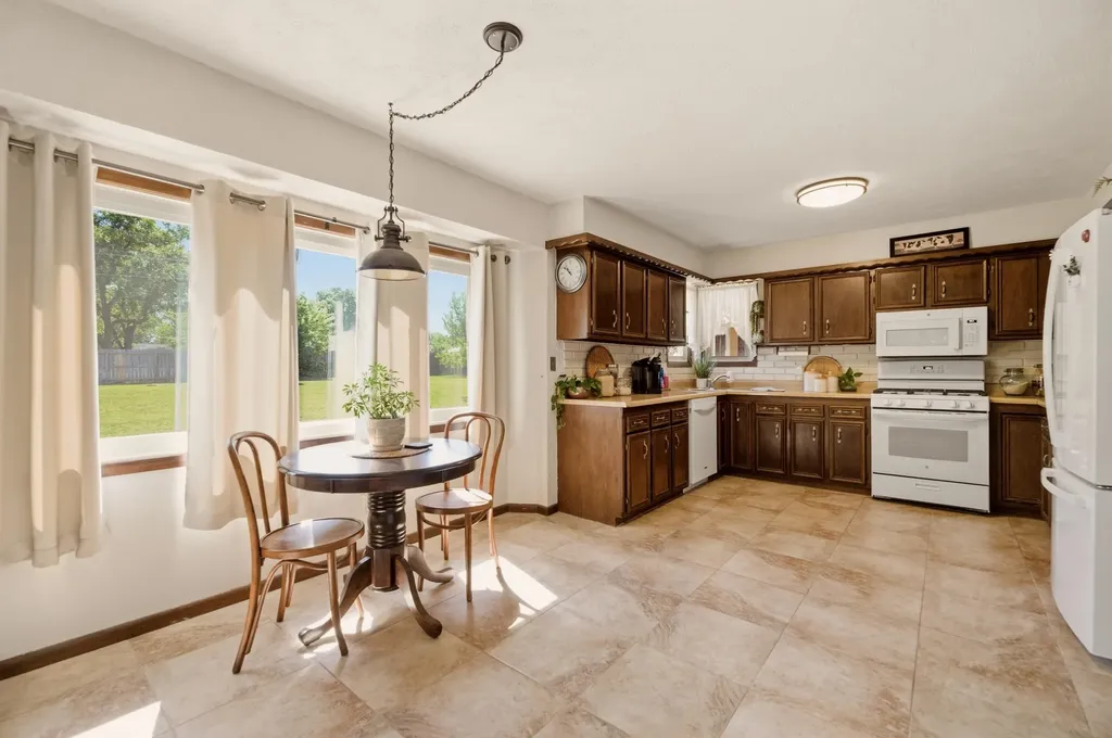 504 N Ridge Way Road Rose Hill KS 67133